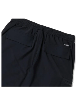 Шорты с карманами на молнии