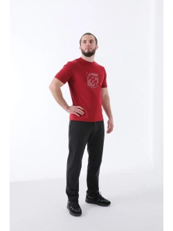 Базовая футболка красная