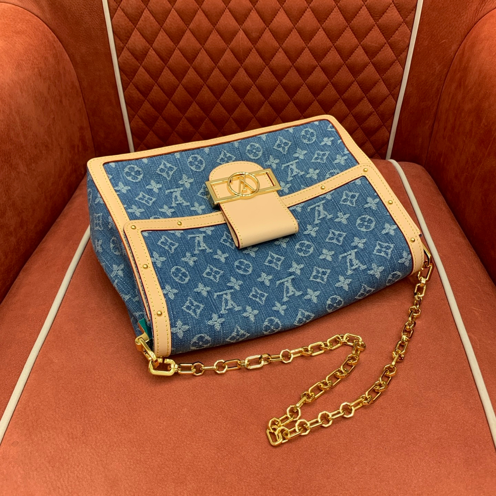 Louis Vuitton Dauphine Soft GM