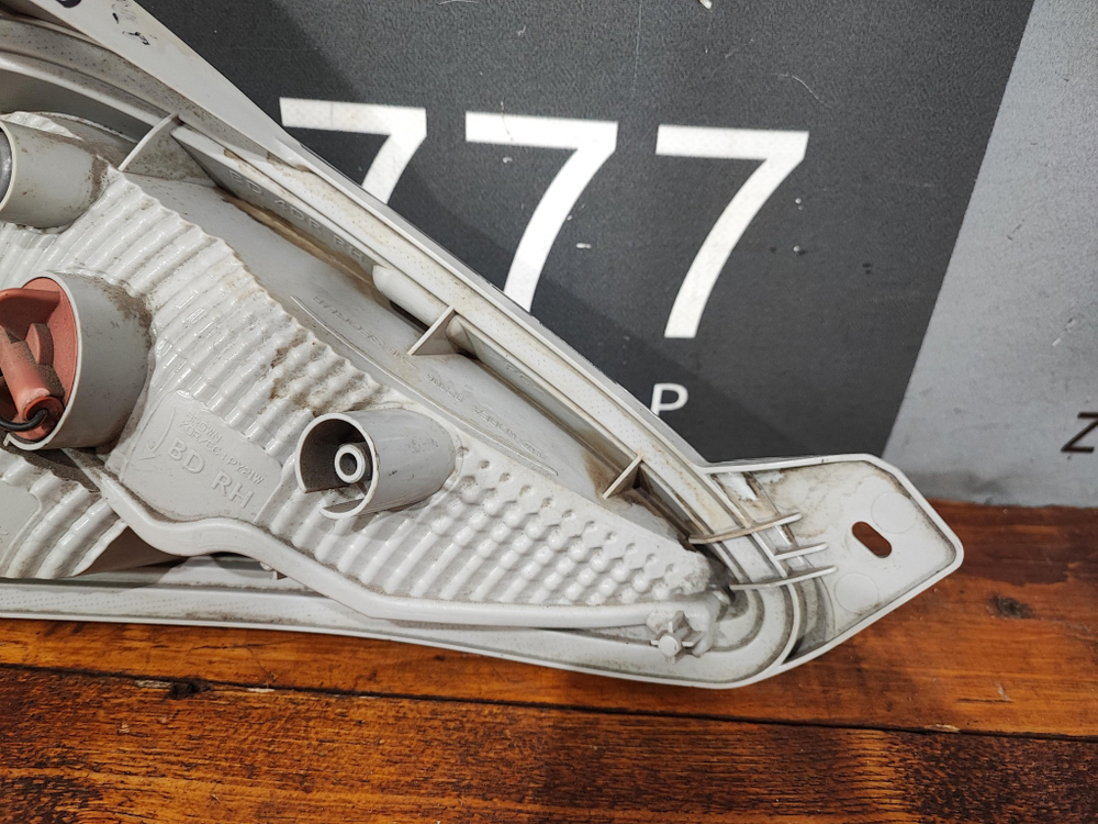 ПТФ передняя правая Kia Cerato 4 (BD) 18-22 Б/У Оригинал 92306M6000