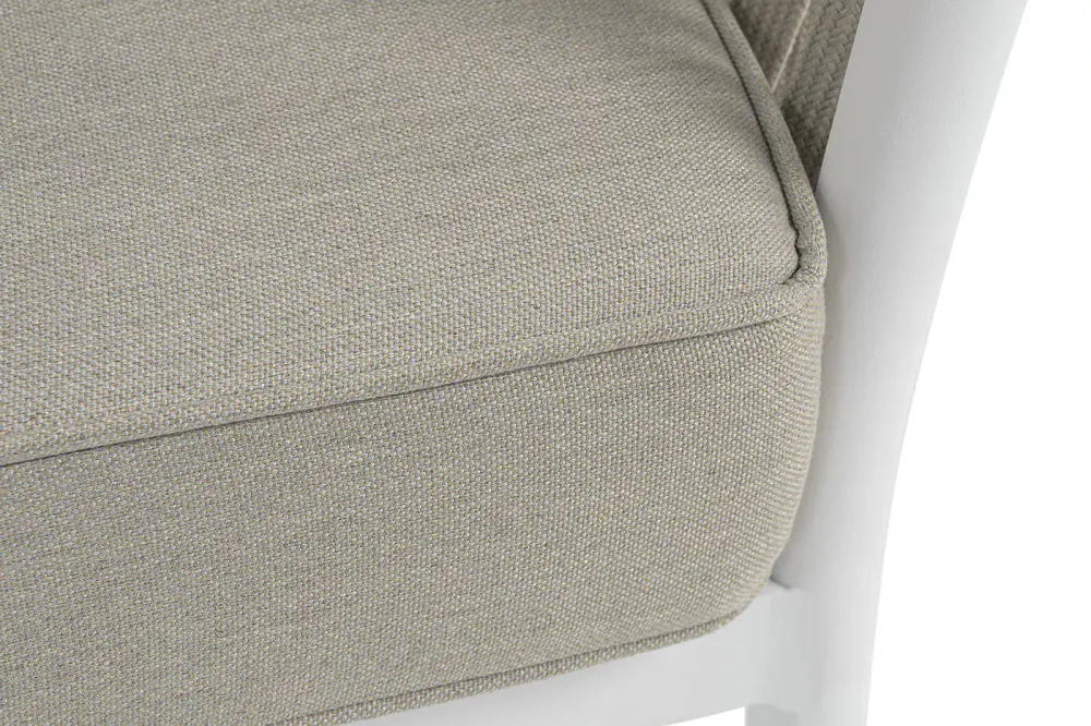 "Касабланка" диван 3-местный плетеный из роупа, каркас алюминий белый муар, роуп бежевый 20мм, ткань бежевая 052