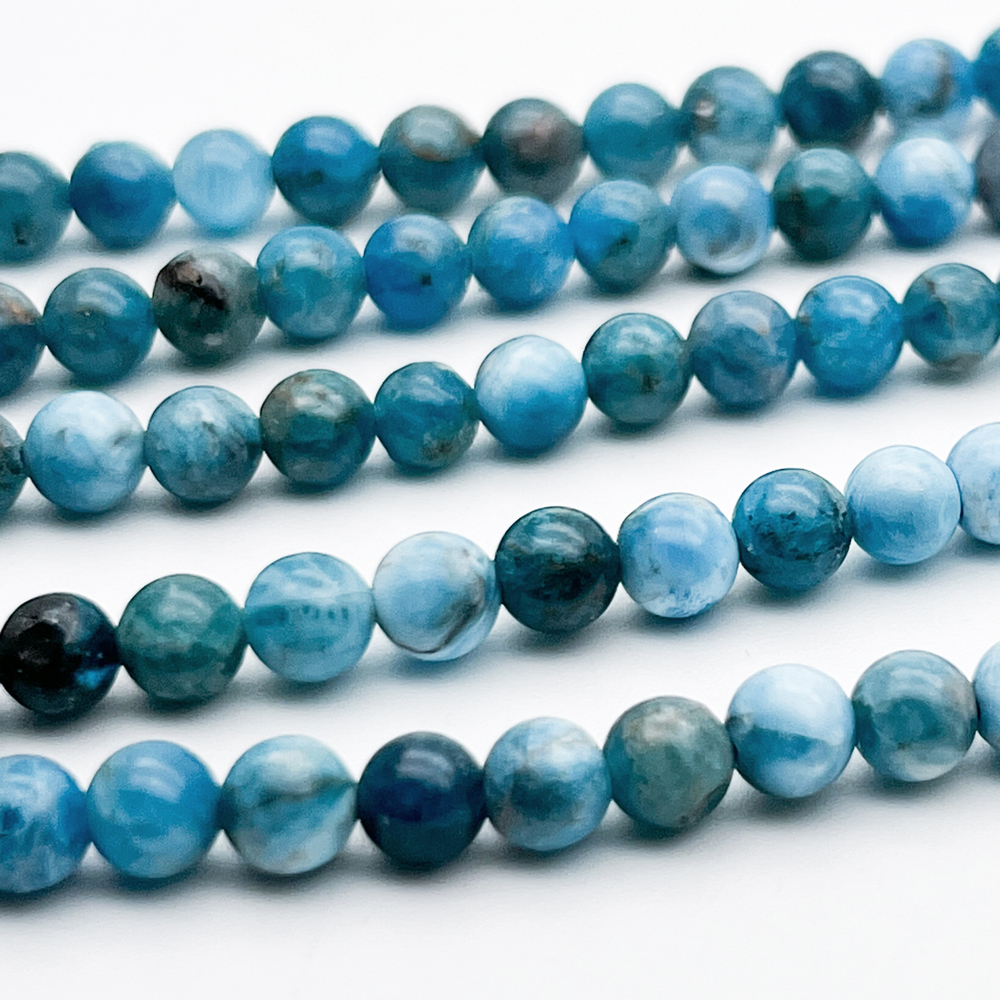 Апатит бусины, диаметр 5,1-5,3 мм, цена за отрезок 19 см (1/2 нити)