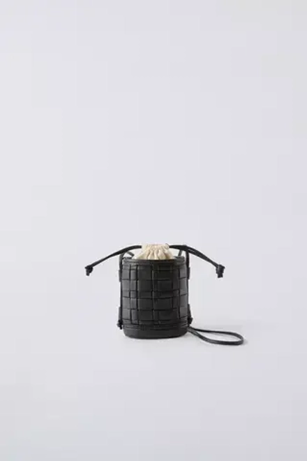ZARA СУМКА С ПЛЕТЕНЫМ УЗОРОМ, ЧЕРНЫЙ