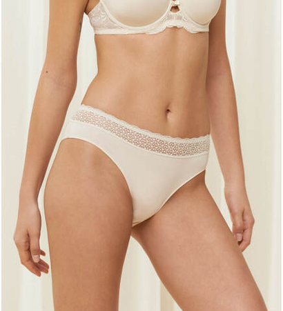 Трусы женские Triumph Feel of Modal Tai