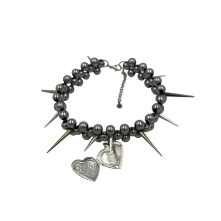 sharp medallion necklace