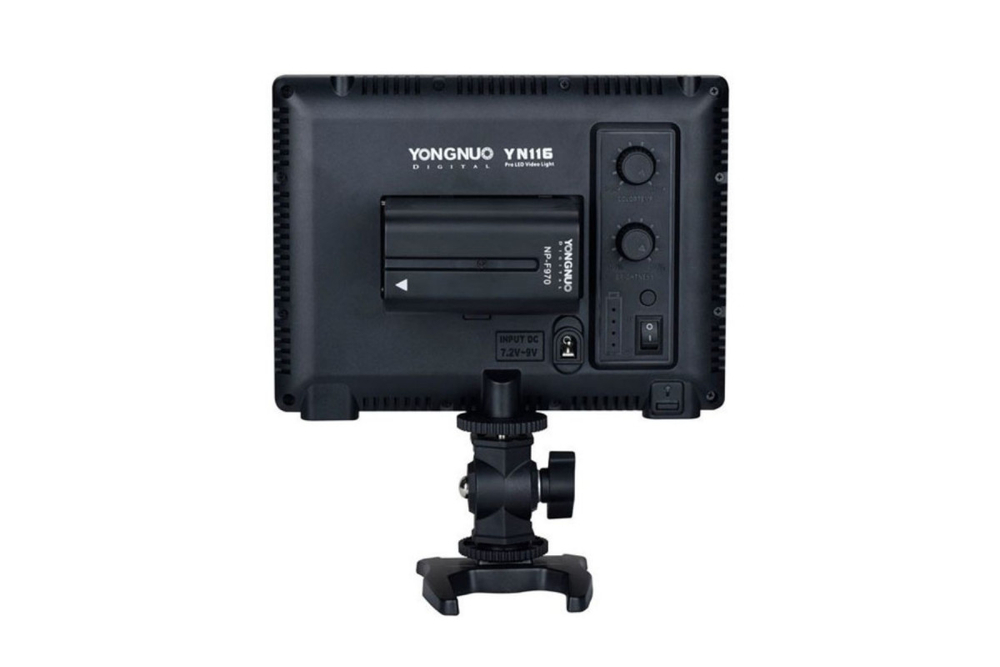 Накамерный светодиодный осветитель Yongnuo YN116 3200-5600K