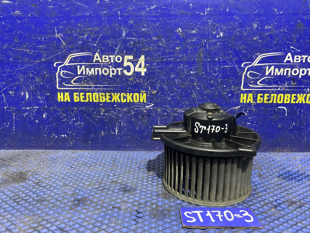 Моторчик печки TOYOTA CORONA 1990