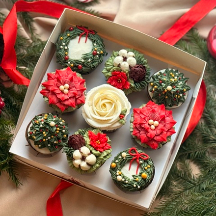 Новогодний цветочный набор · 9 шоколадных горшочков