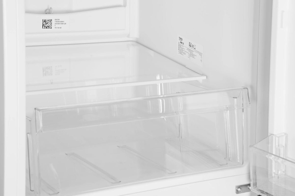 Холодильник двухкамерный Beko B1RCSK332W белый