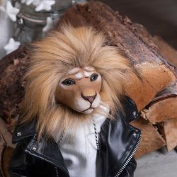 Кукла коллекционная Лев Рокки