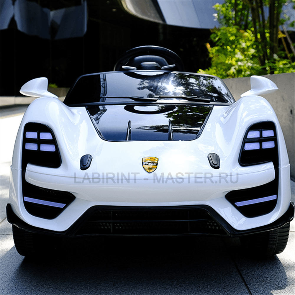 Спортивный электромобиль "MalinaBay 1588", белый