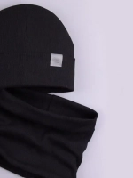 Шапка трикотажная и снуд для детей на осень