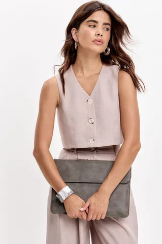 Укороченная жилетка свободного кроя серо-бежевого цвета