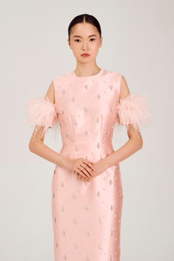 Платье Abcent (Абсент)  с перьями на рукавах, с выш., нежно-розовый