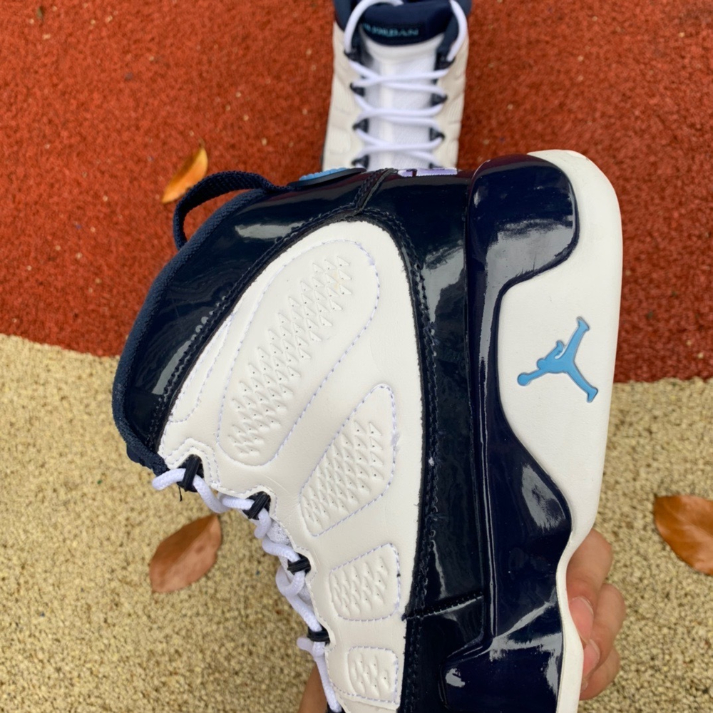 Air Jordan 9 Retro "UNC"