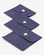 Упаковка искусственная замша мешочек с кнопкой плоский 80×80 мм