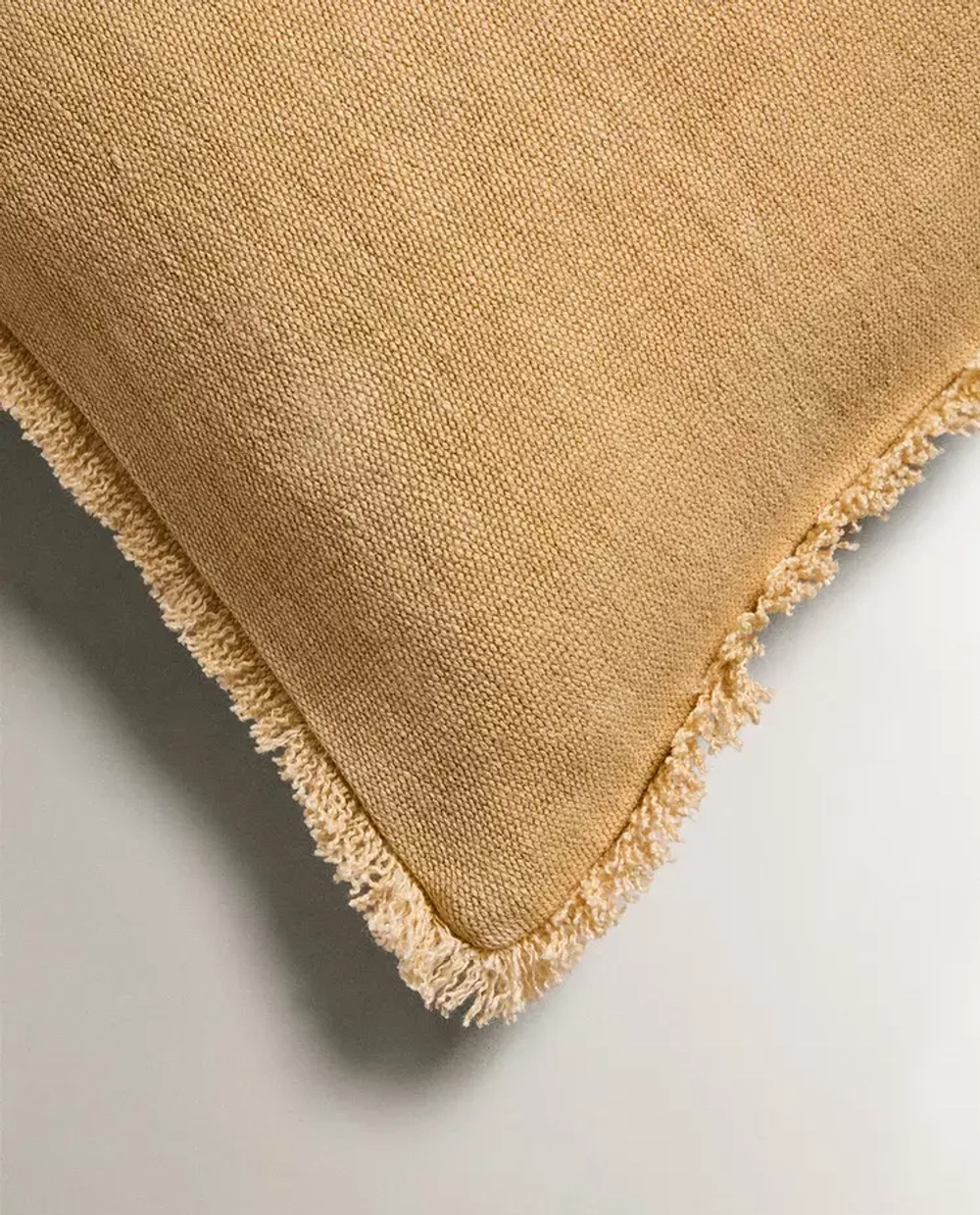 ZARA HOME НАВОЛОЧКА ДЛЯ ДЕКОРАТИВНОЙ ПОДУШКИ С БАХРОМОЙ, ВАНИЛЬНЫЙ