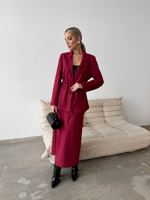 Костюм из велюра с поясом-шнурком