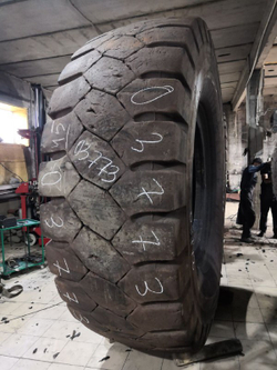 33.00R51 Bridgestone VRDP шина б/у