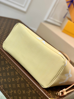 Louis Vuitton Neverfull MM