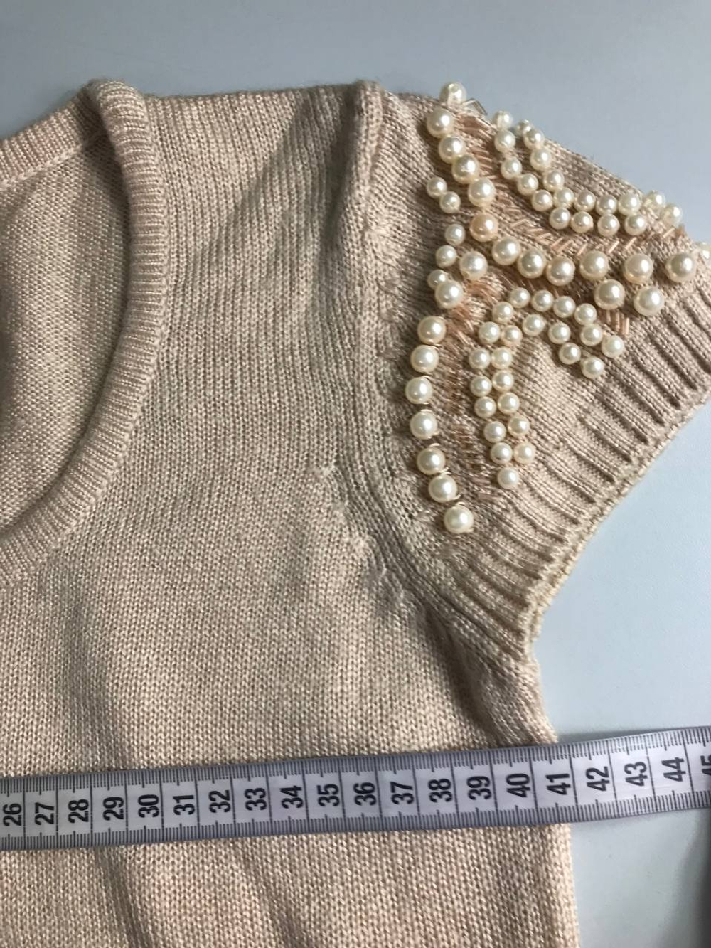 Джемпер Bestia с бусинами, маркировка S, визуально 44 размер