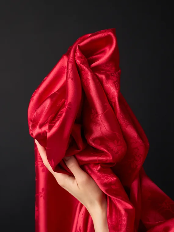 Ткань шелк Армани Жаккард, арт. 1870/2, дизайн "цветы на ветке", малиново-красный