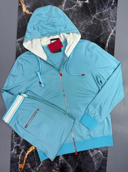 Прогулочный костюм Kiton