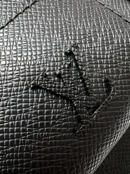 Рюкзак Louis Vuitton Adrian черный