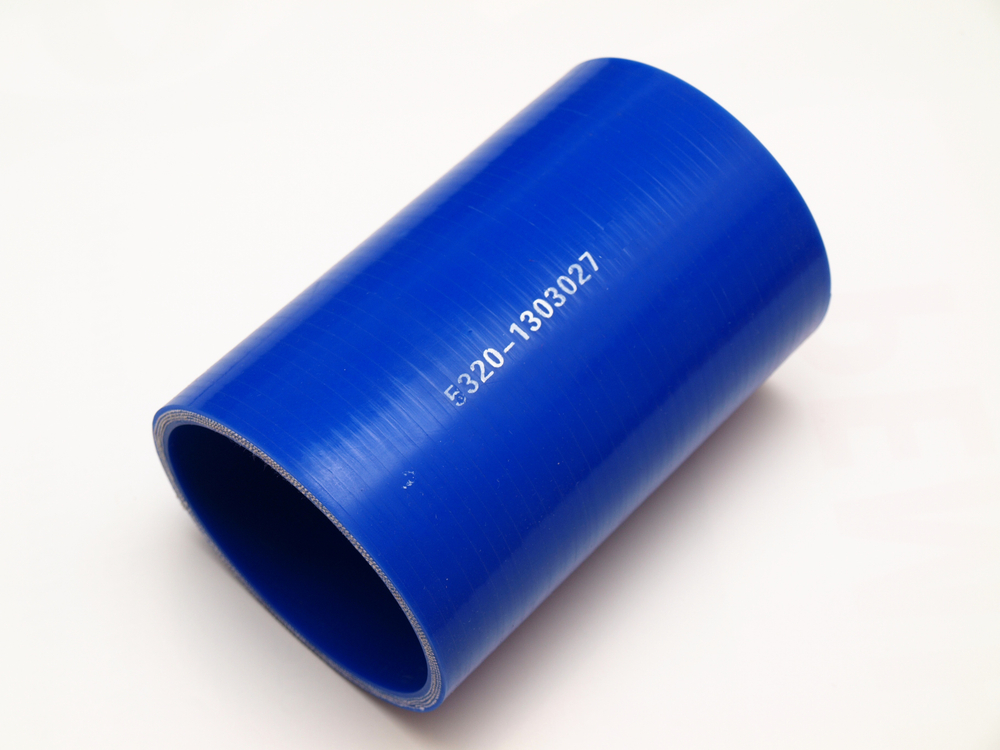 Патрубок радиатора средний КАМАЗ синий силикон 5320-1303027