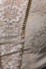 Сотуар цепи и опалы с монетой, оттенок золото