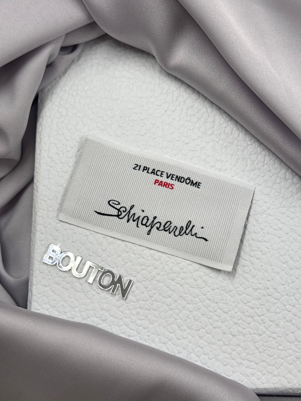 Бирка Скиап. белая