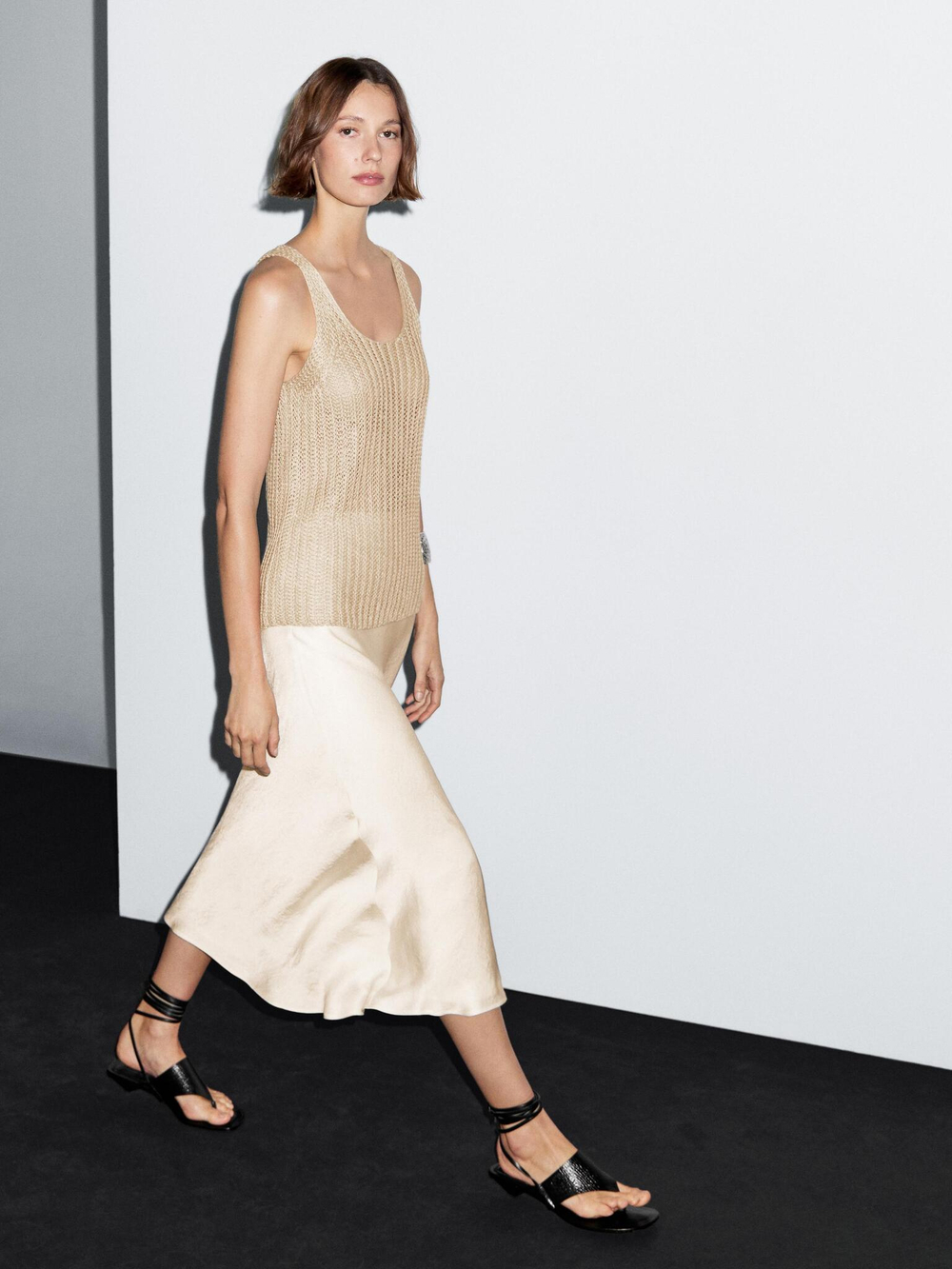 Massimo Dutti Юбка миди из струящегося атласа, кремовый