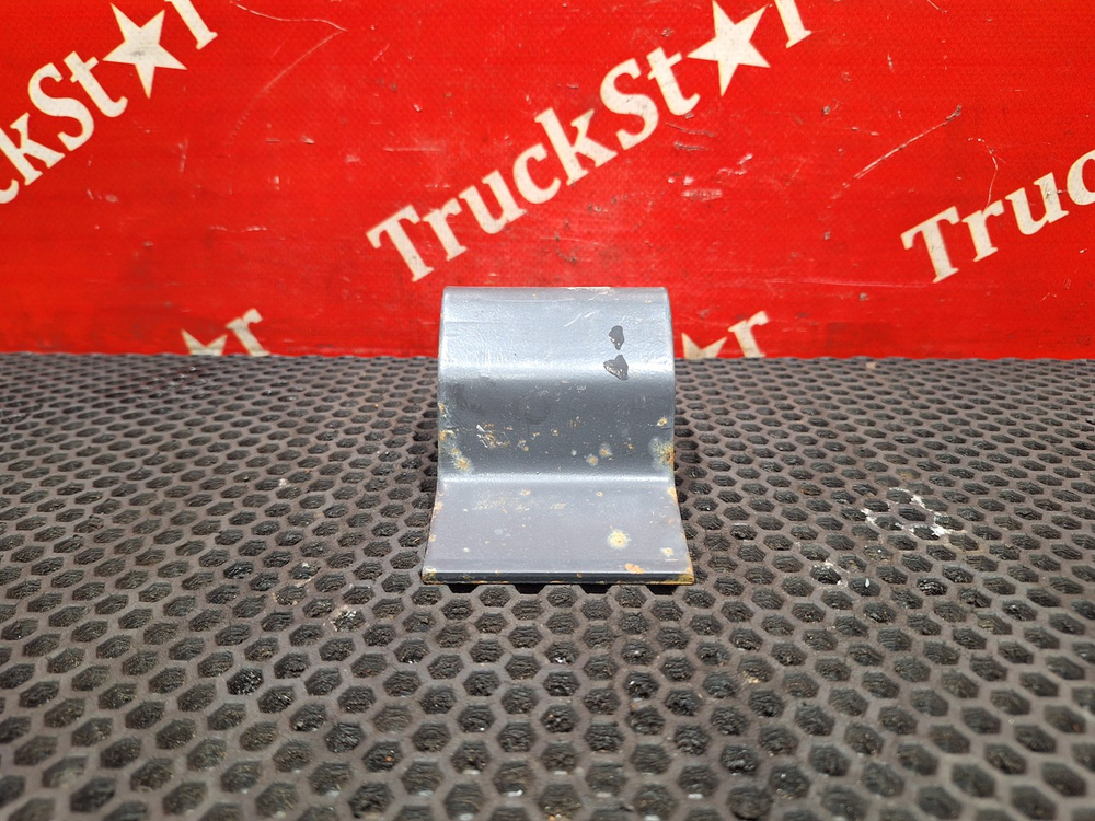 Кронштейн крыла заднего 2018г.