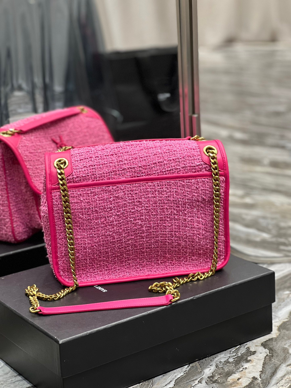 Saint Laurent Niki 28 cm