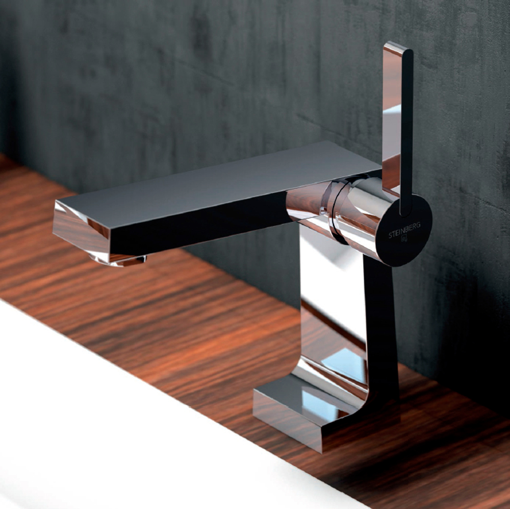 Смеситель для раковины Steinberg Серия 240 с керамическим картриджом, со сливным гарнитуром 1 1/4“, с гибкими шлангами 3/8“, хром 240 1020