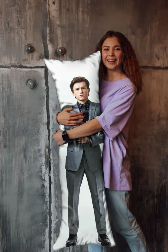 Дакимакура Том Холланд №2