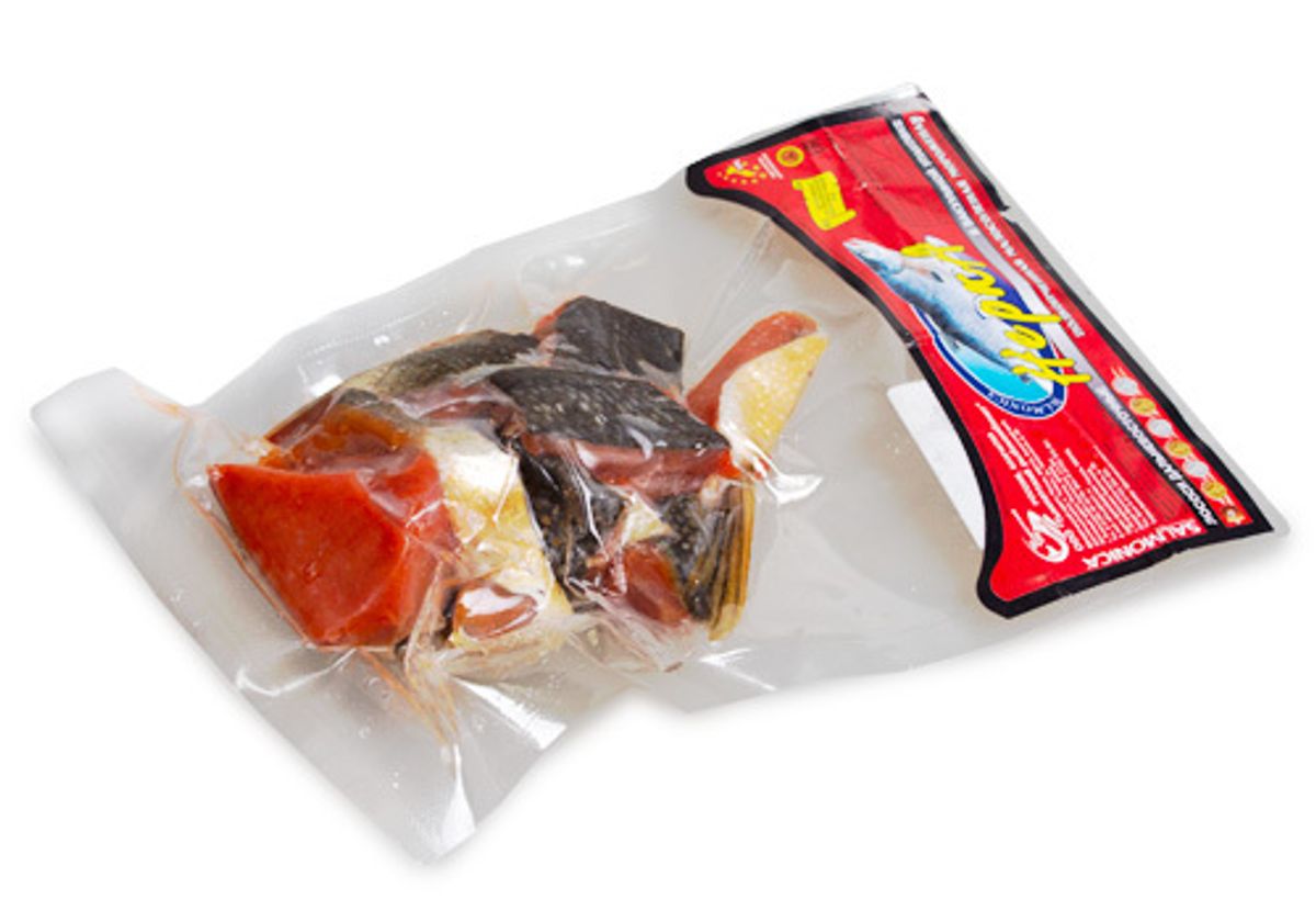 Кусочки нерки подкопченные, 200г