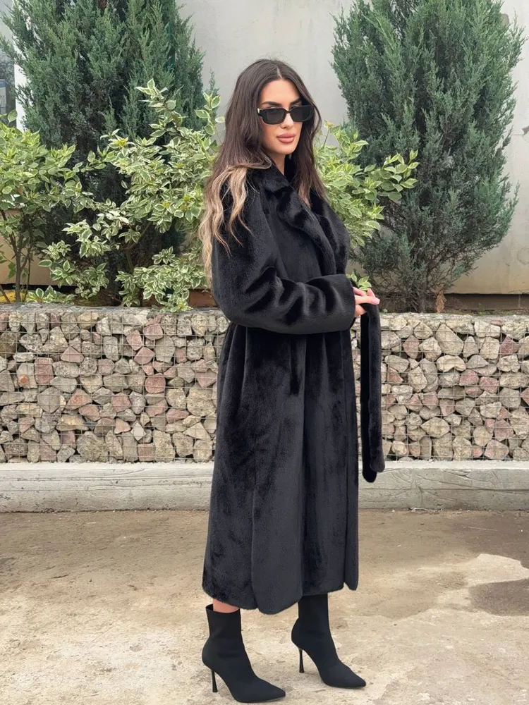 Шуба 2557798 Fabrika