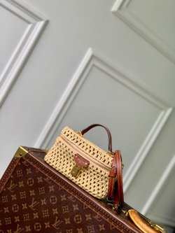 Louis Vuitton Vanity Chain Pouch