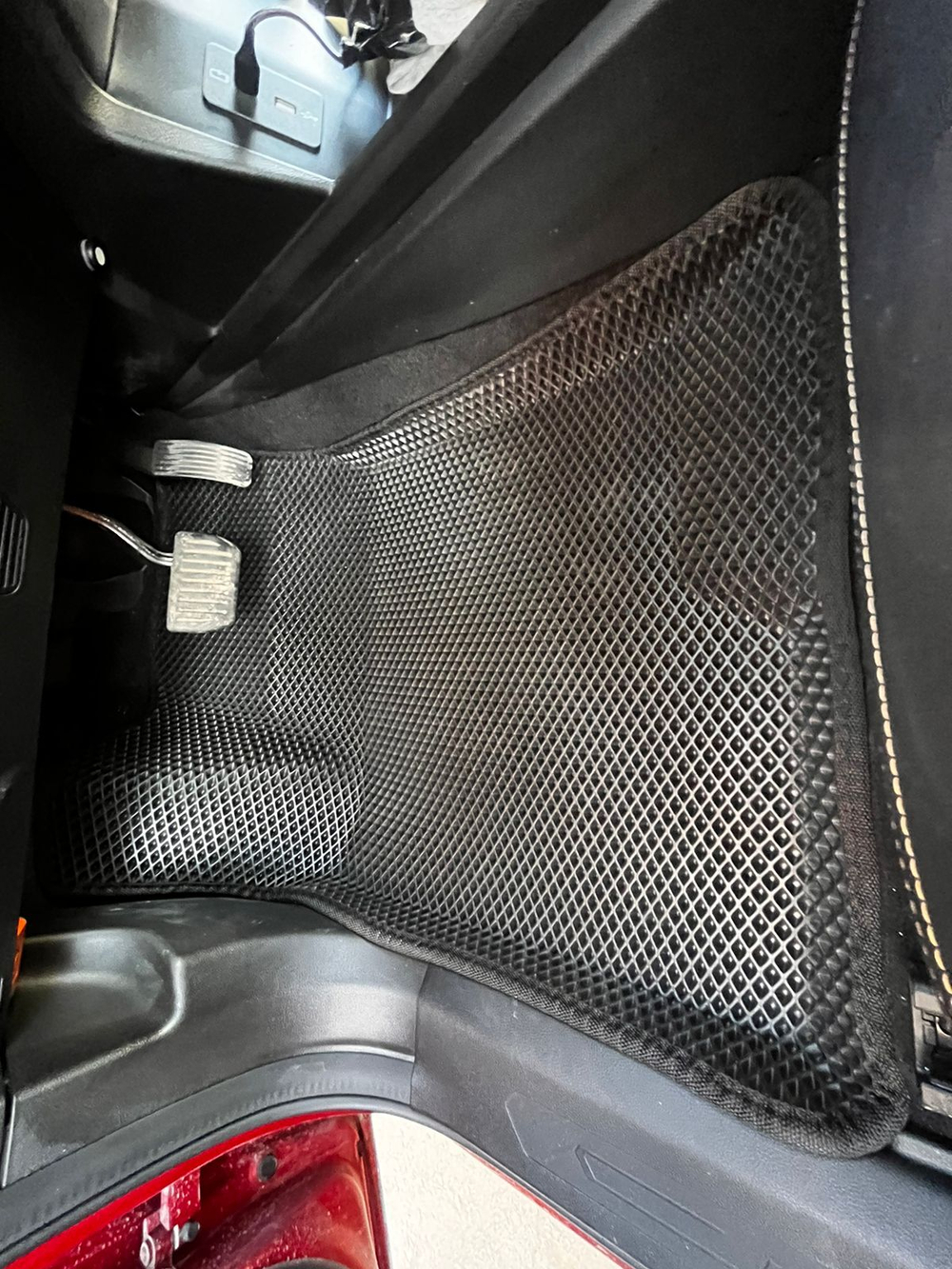 Коврики Eva с 3D бортами на Haval Jolion 2WD (Передний привод)