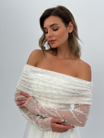 Свадебное платье с жемчугом