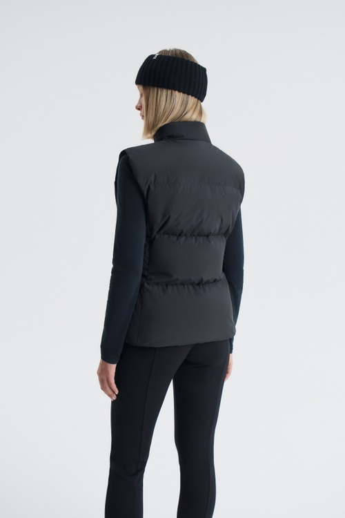 Жилет пуховый Lily