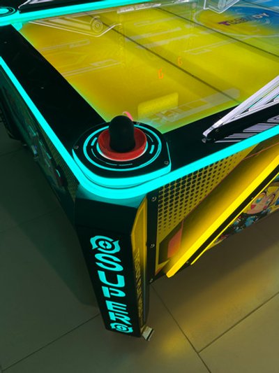 Многошайбовый аэрохоккей «Dynamic ice hockey»