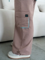 Спортивный костюм для девочки в школу