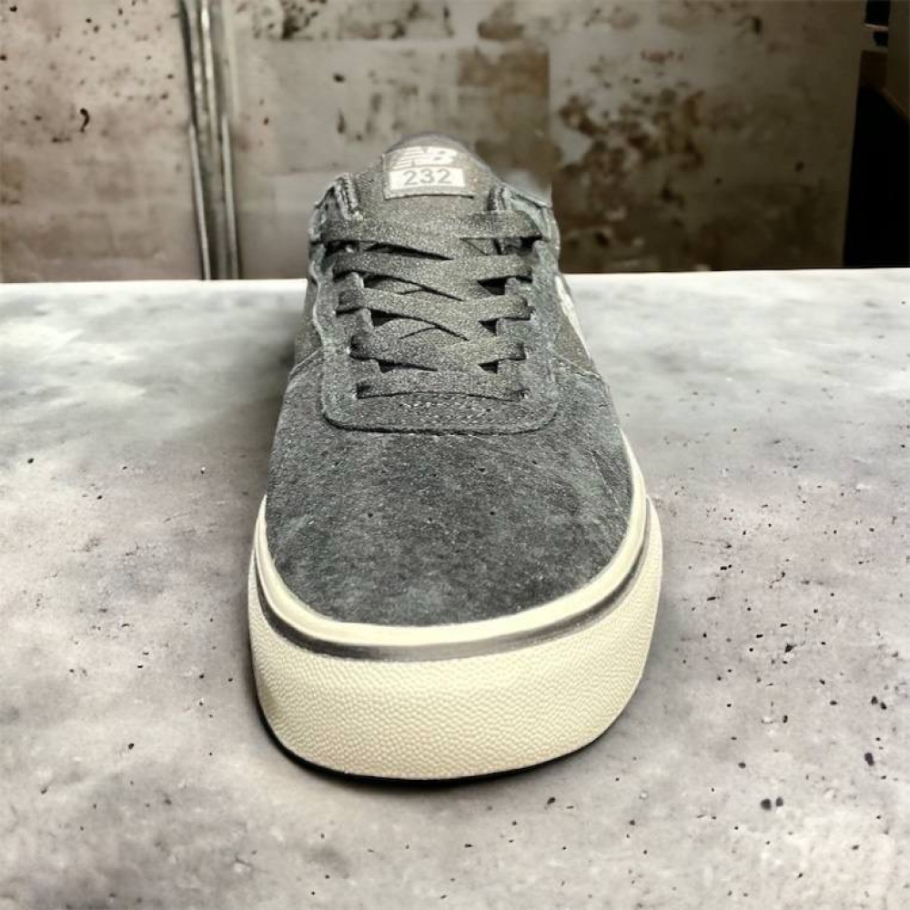 New Balance 232 • Black