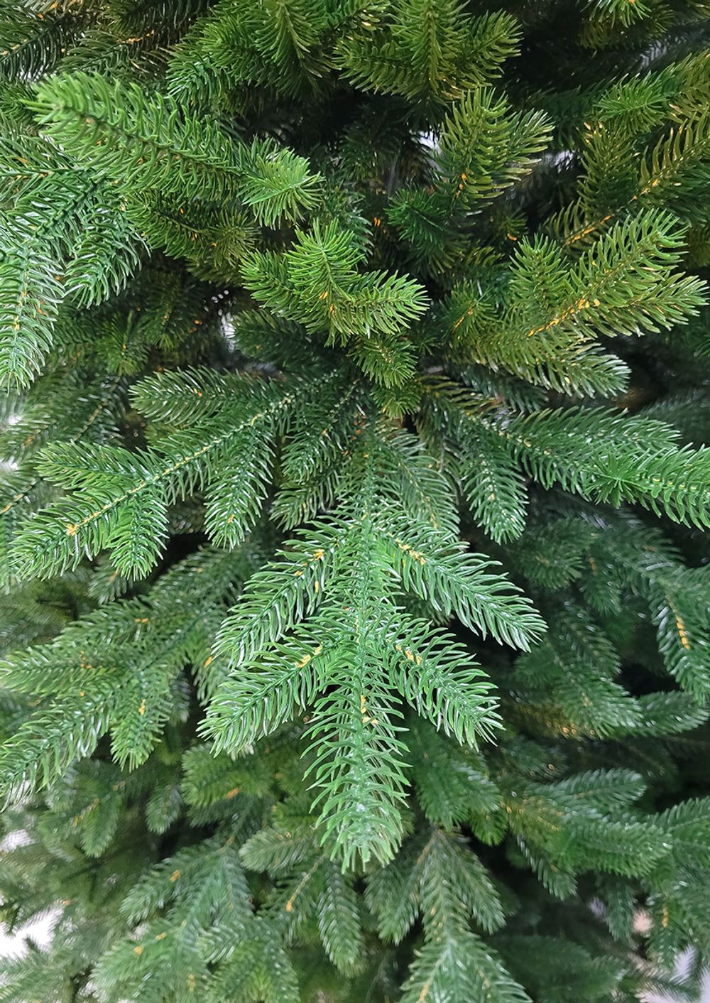 Ель искусственная «Доминика» (Литая хвоя) 185 см / 1,85 м