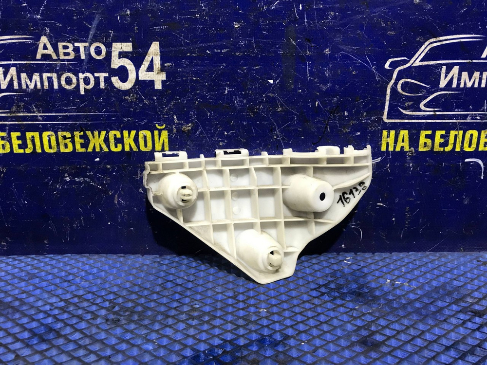 Крепление бампера переднее левое TOYOTA PASSO 2010-2016