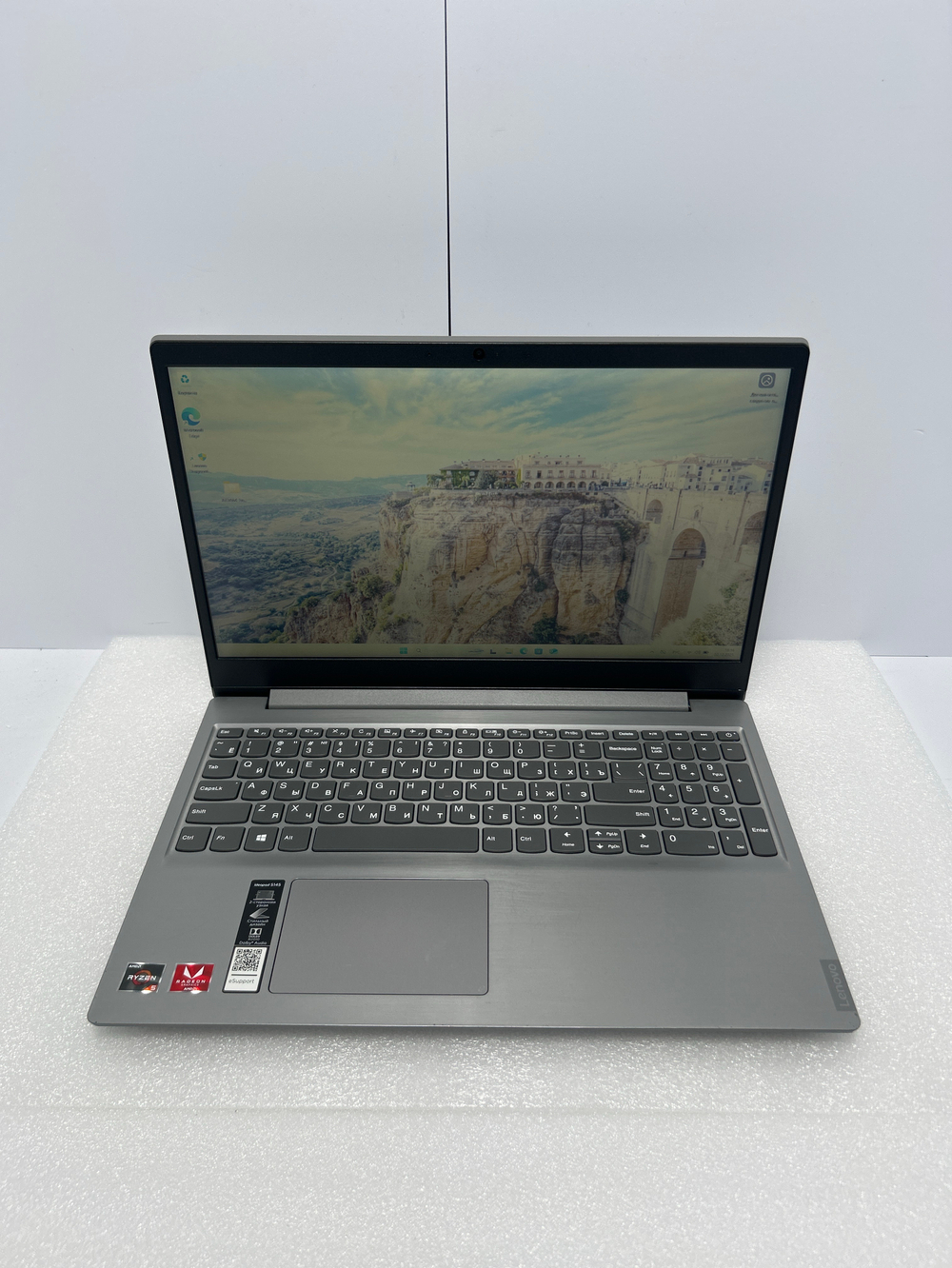 Ноутбук Lenovo IdeaPad S145-15API (81UT00P4RU) 15.6"/AMD Ryzen 5 3500U/RAM 8GB/SSD 512GB/AMD Radeon Vega 8/1920*1080/TN/Windows 11/Подсветка кл-ры: нет/серый. Состояние: Уценка/небольшой след. на матрице от клавиатуры