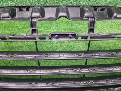 Решетка переднего бампера Porsche Cayenne 3 17-23