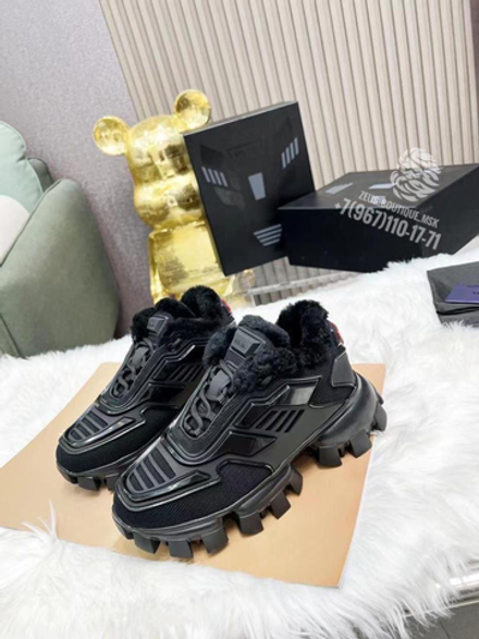 Кроссовки Prada